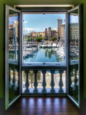 Vista sulla marina, AC, ascensore Savona